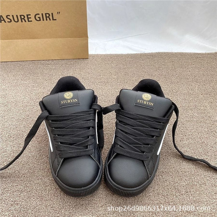 Women's sneakers in timeless design with high comfort padding Mune Fashion