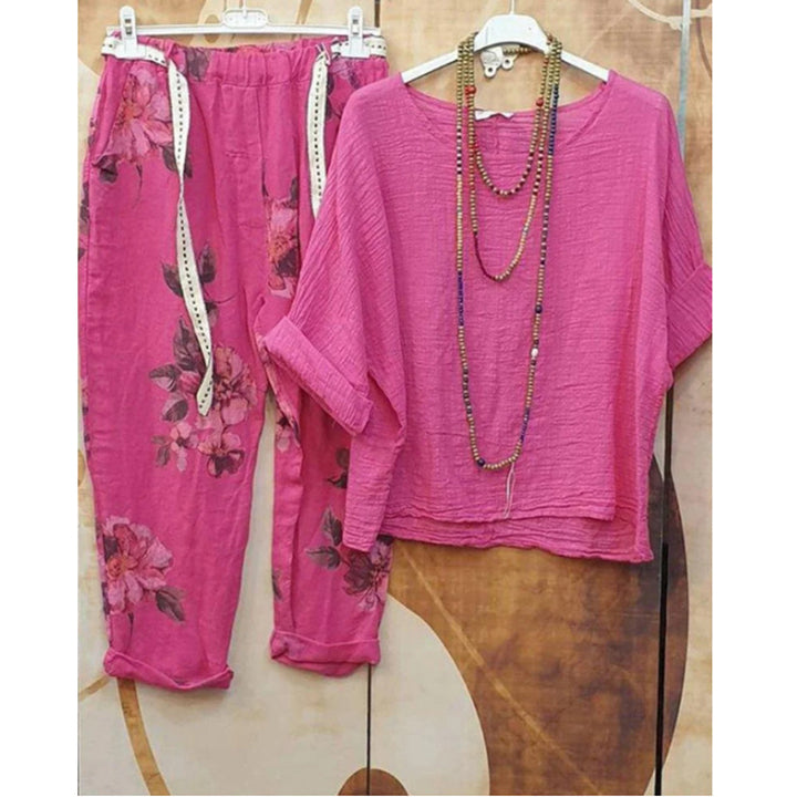 Women's lightweight crinkle two-piece set with loose U-neck top and floral printed jogger pants Mune Fashion