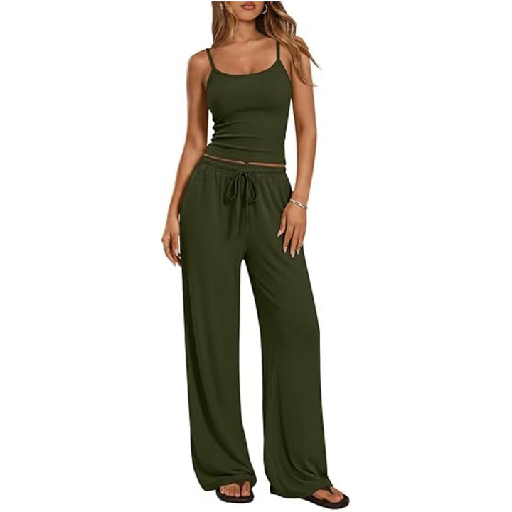 Women's loungewear set made of soft viscose blend with spaghetti strap top and wide jersey pants Mune Fashion