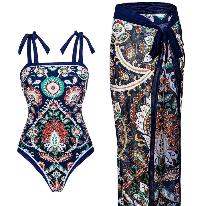 Women's tankini set with a stunning paisley pattern Mune Fashion