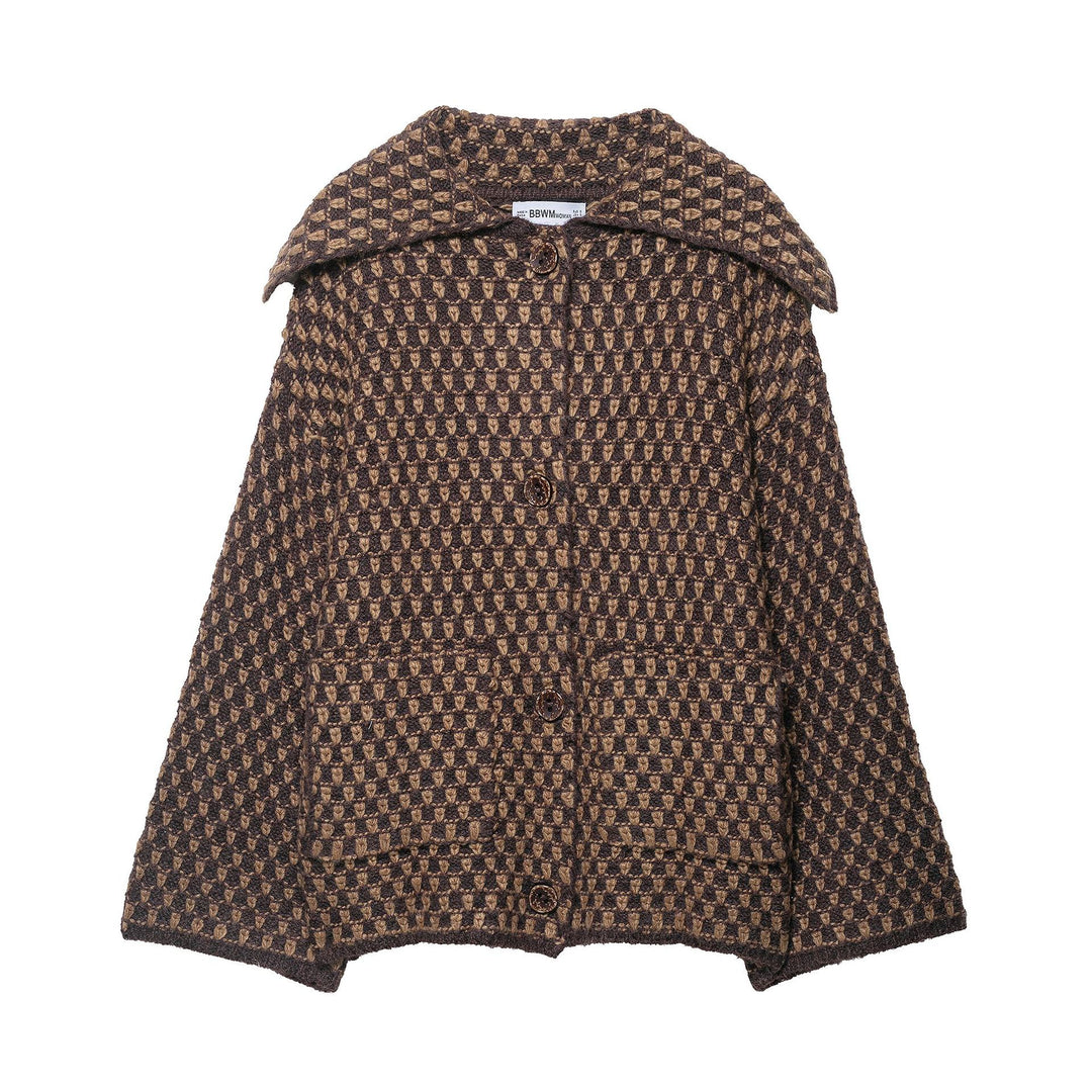 Women’s short jacket in boucle waffle pattern with large lapel collar Mune Fashion