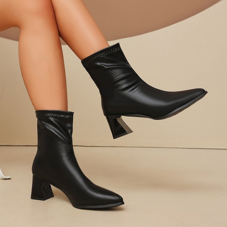 Women's ankle-high ankle boots with pointed silhouette, elastic shaft and geometric block heel Mune Fashion