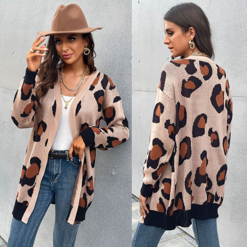 Women's Longline Cardigan in Leo Jacquard with Open Front and Ribbed Cuffs Mune Fashion