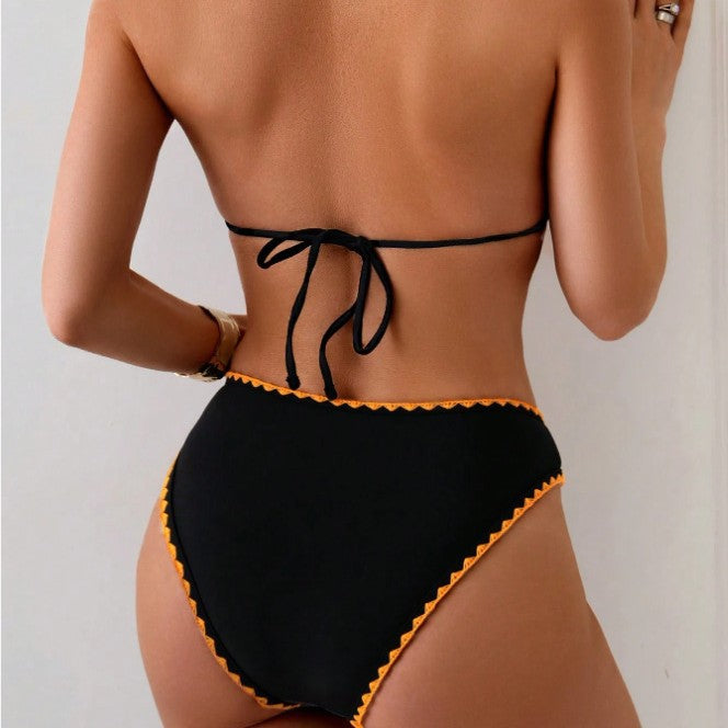 Ladies triangle bikini with floral print and attractive ruffle details Mune Fashion