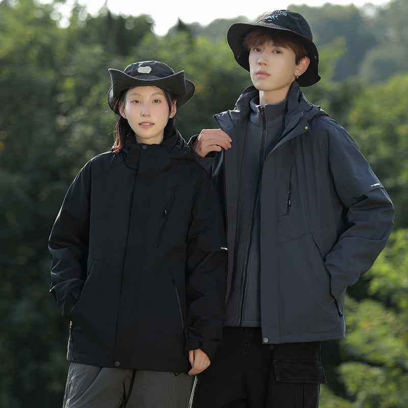 Women's trekking softshell parka with dual-layer membrane, welded seams, and adjustable hood Mune Fashion