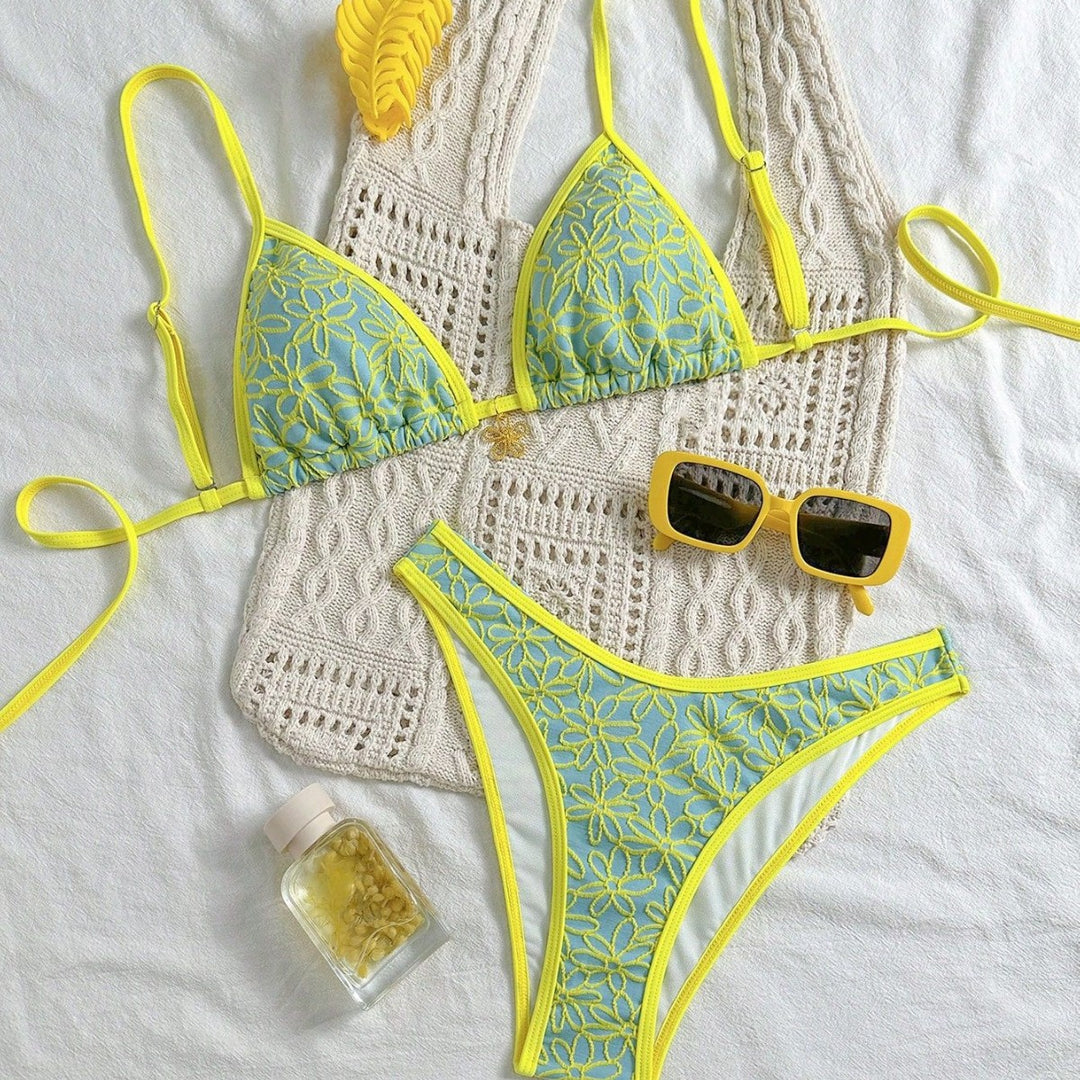 Women Flower-Decorated Bikini Set Mune Fashion