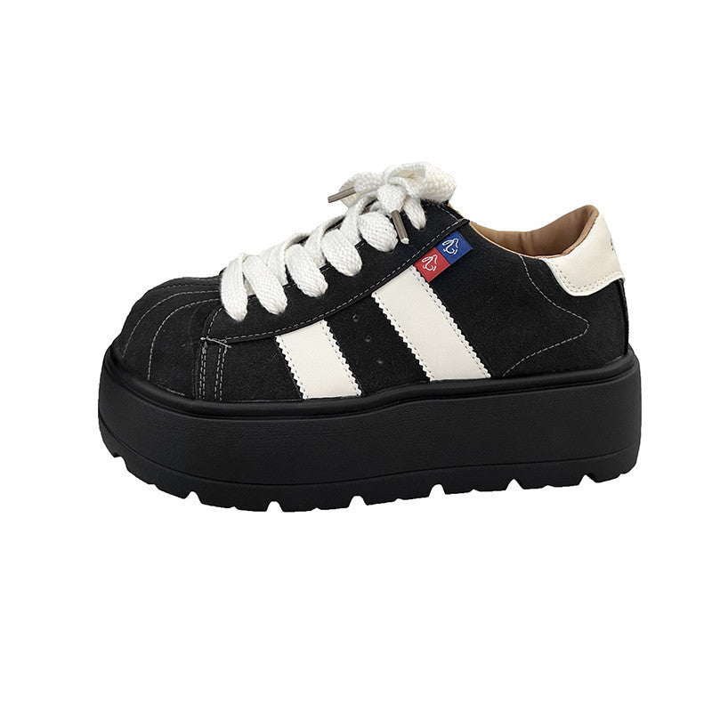 Women's Sporty Platform Sneakers with Durable Upper Material Mune Fashion