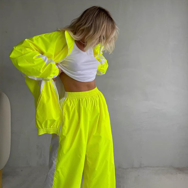 Women's nan sportives tracksuit set with windbreaker jacket and wide leg pants Mune Fashion