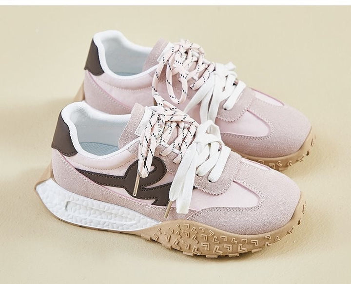 Women's sporty sneakers with innovative cushioning system and flexible outsole Mune Fashion