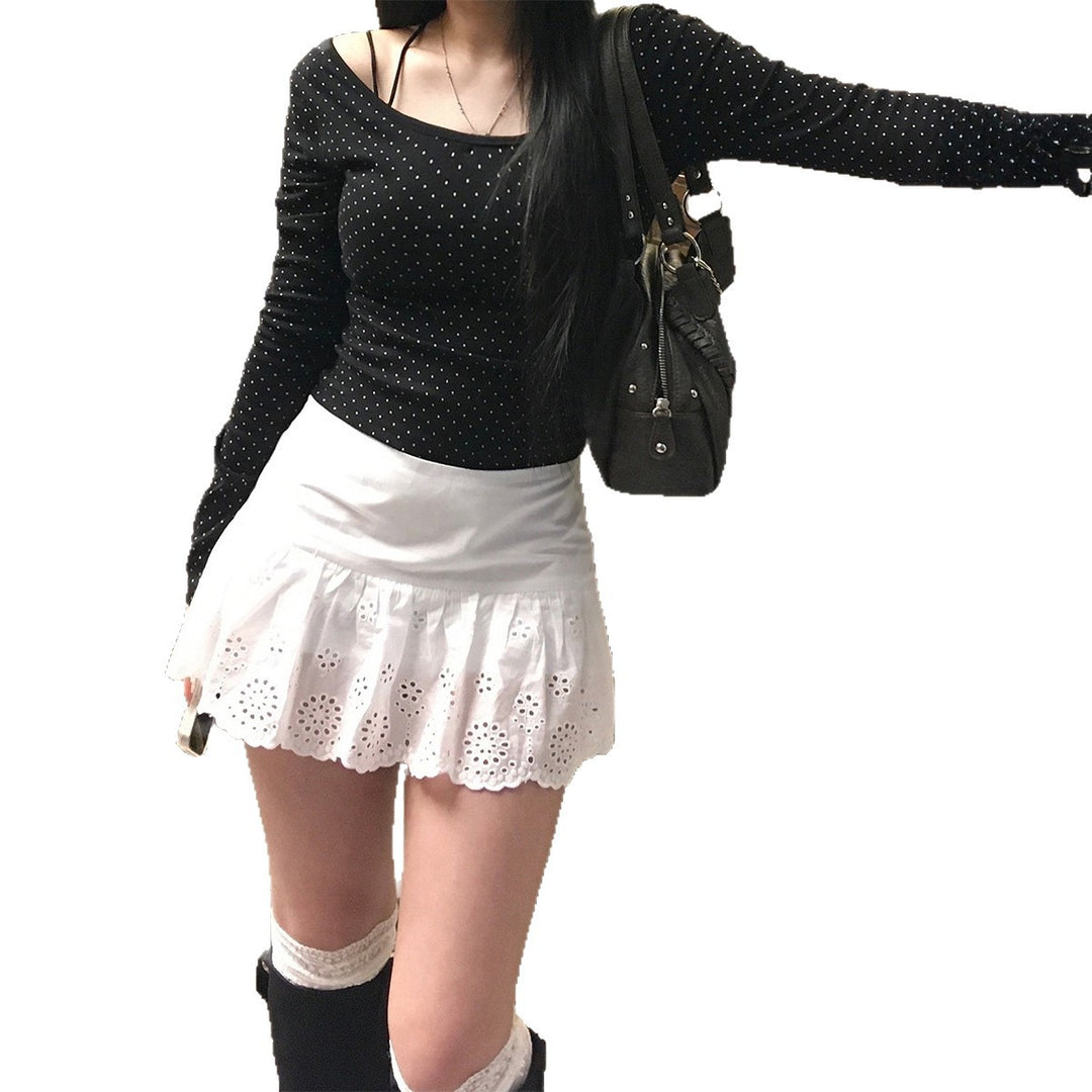 Women's knitted cropped long sleeve with fine polka dot pattern and U-neck Mune Fashion