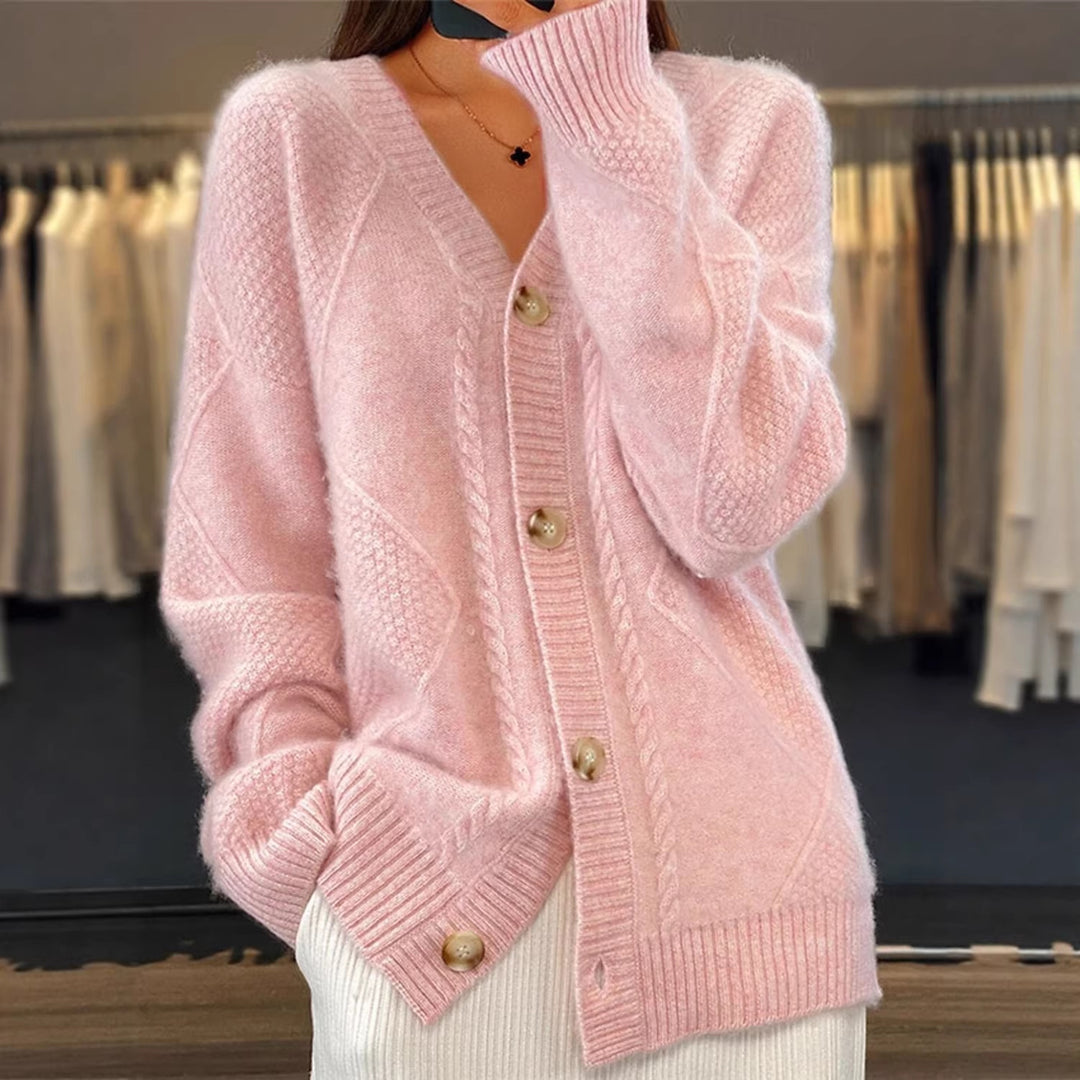 Women's oversized knitted cardigan with cable pattern, V-neck and large buttons Mune Fashion