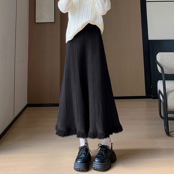 Women's maxi skirt with textured wave pattern Mune Fashion