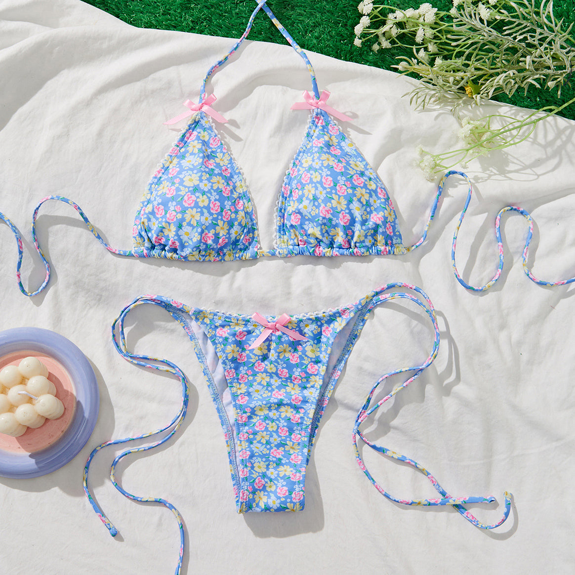 Ladies Triangle Bikini with playful tie straps Mune Fashion