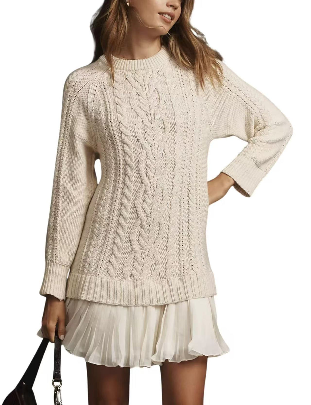 Women's cable knit sweater with tunic cut, cable pattern and ribbed cuffs Mune Fashion