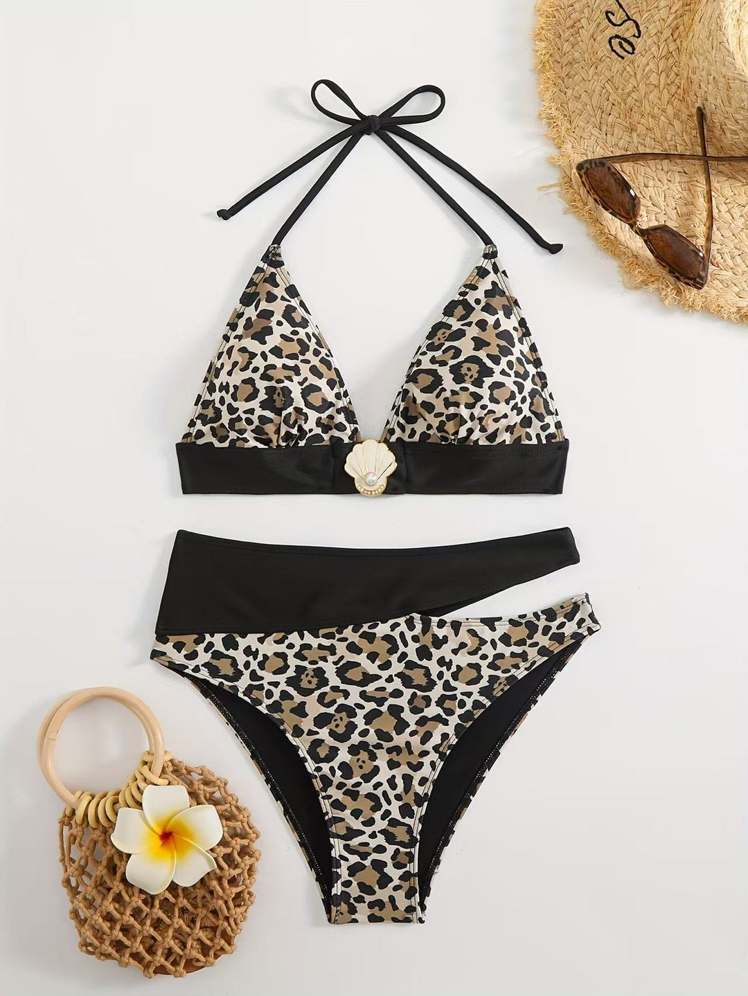 Women's Triangle Bikini with elegant geometric pattern Mune Fashion
