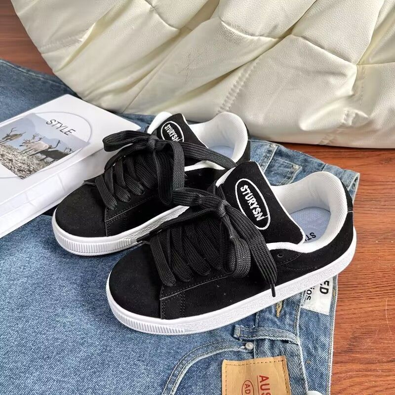 Women Comfortable Sneakers made of soft suede with sporty sole Mune Fashion