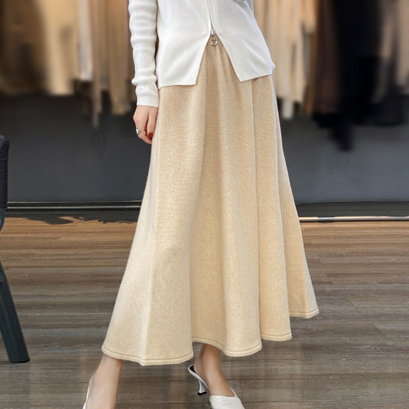 Women's midi skirt made of knitted wool blend with flared A-line Mune Fashion