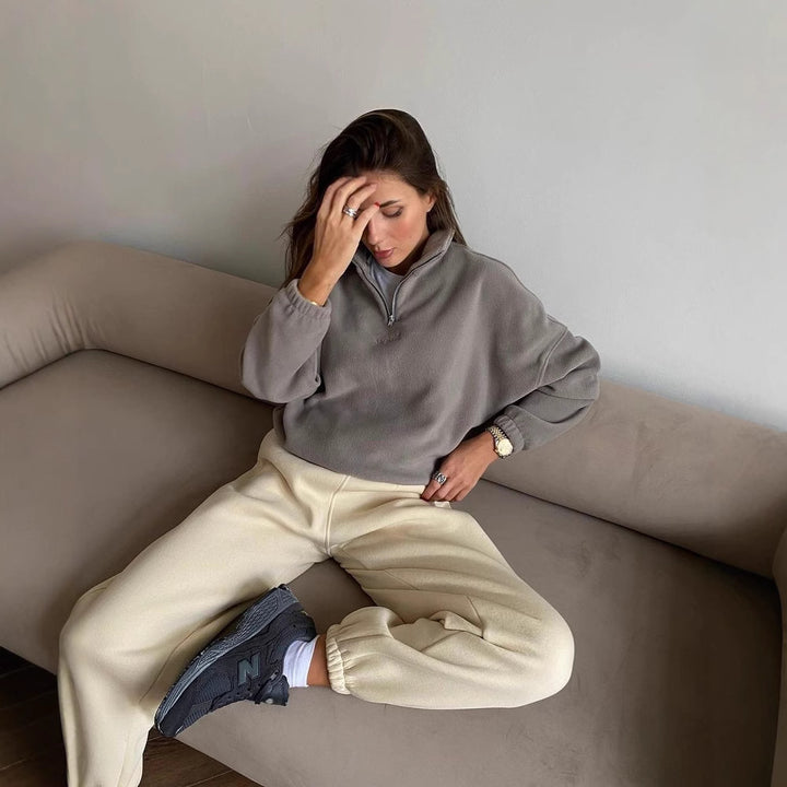Ladies Fleece Half-Zip Sweatshirt oversized with stand-up collar, kangaroo pocket look and elastic cuffs Mune Fashion