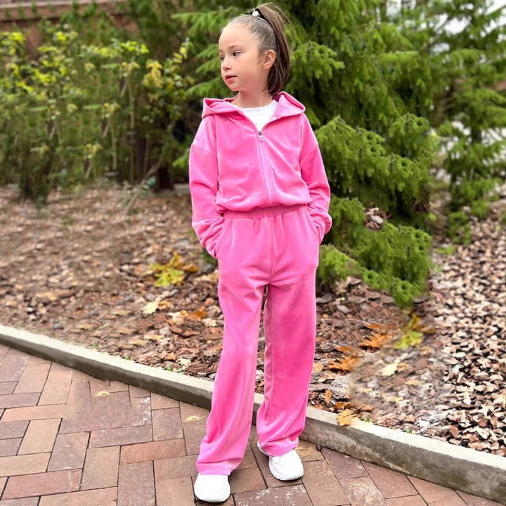 Women's velvety hooded tracksuit with full zip, elastic drawstring waistband, and straight leg Mune Fashion
