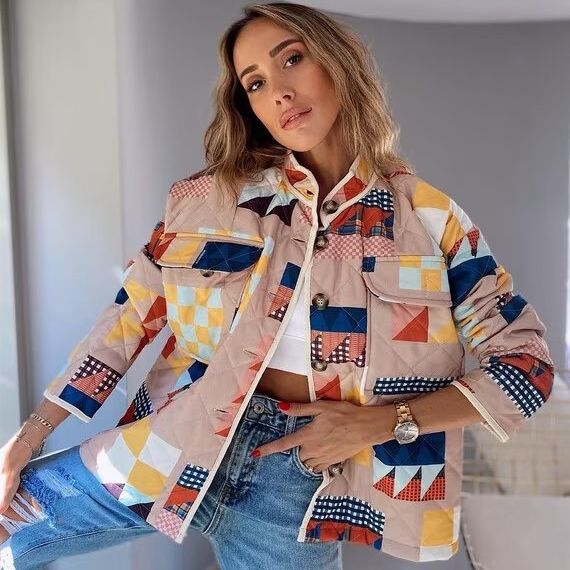 Women's quilted patchwork jacket with stand-up collar and flap pockets Mune Fashion