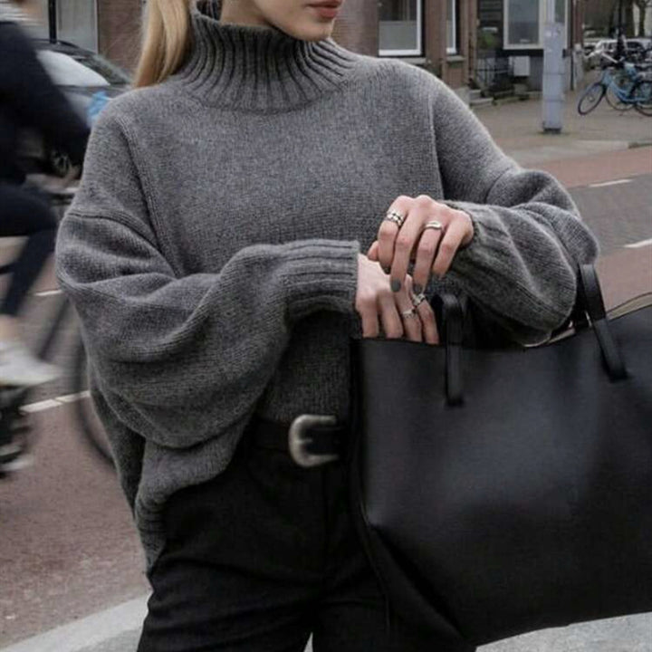 Women Boxy-Turtleneck Sweater made of fine wool blend with balloon sleeves and dropped shoulder Mune Fashion