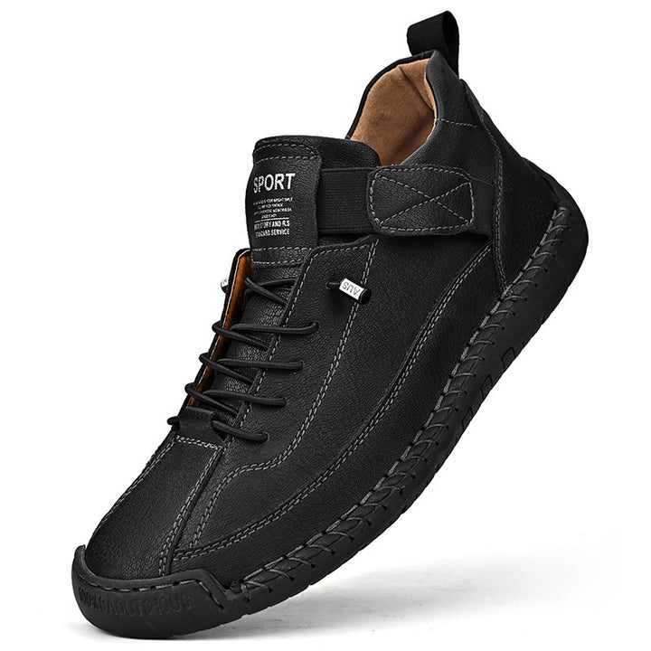 Men's leather imitation casual sneaker with Velcro strap, moccasin seam & profiled rubber sole Mune Fashion