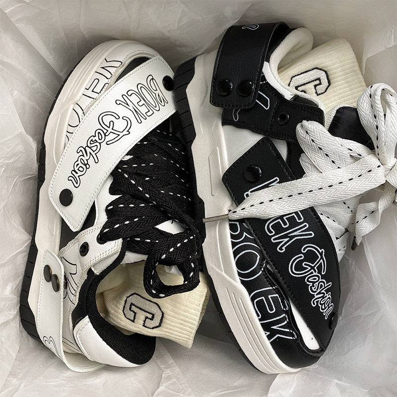 Women's sporty sneakers with innovative design Mune Fashion