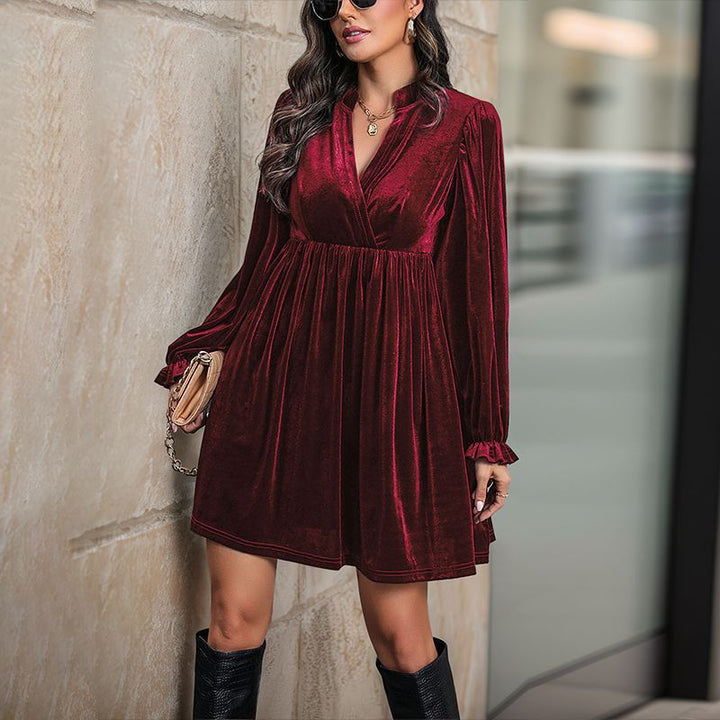 Ladies Elegant Velvet Dress with Deep V-Neck Mune Fashion