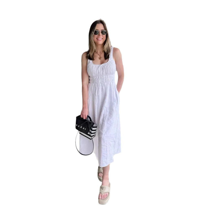 Women's knee-length linen look dress with smocked bodice, elastic waistband and wide straps Mune Fashion
