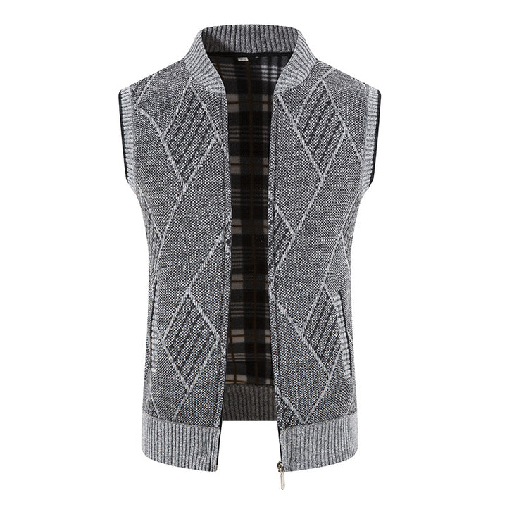 Men's sleeveless knitted vest with padded lining, full-length zipper, and structured weave look Mune Fashion