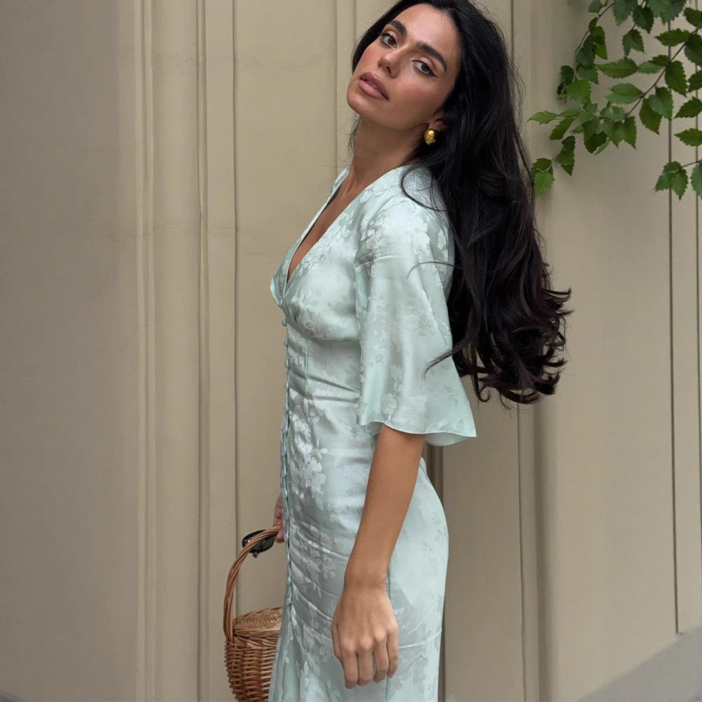 Women's mid dress made of jacquard with V-neck, decorative button placket, and front slit Mune Fashion