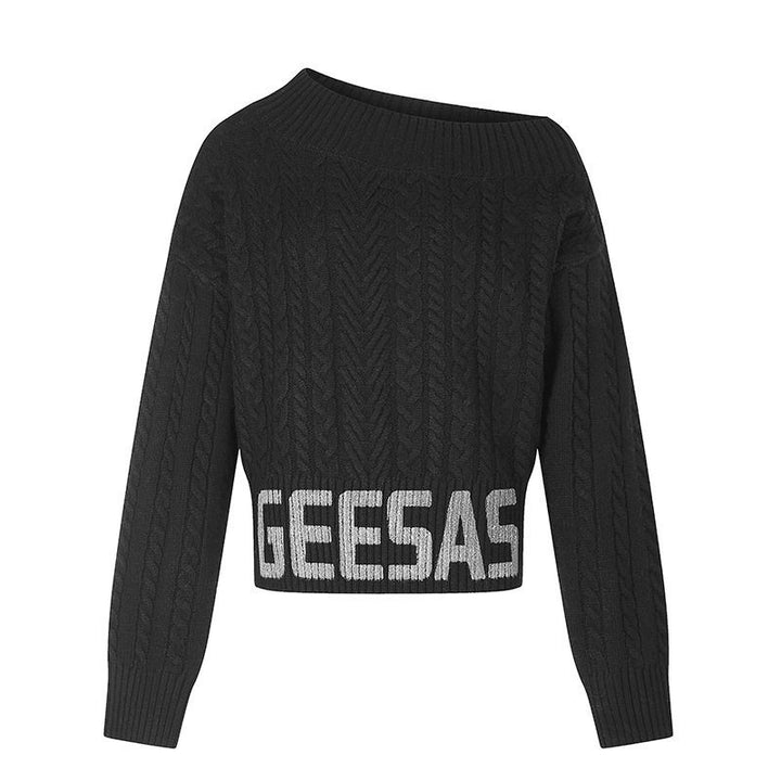 Women's short braid knit sweater with wide boat neckline and distinctive logo waistband Mune Fashion