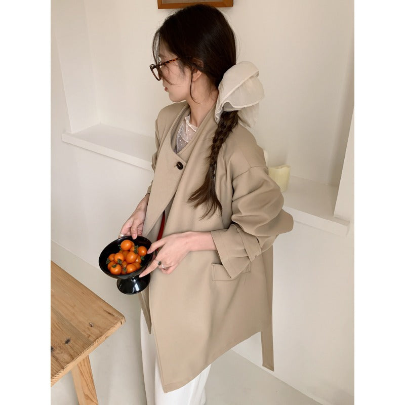 Ladies Short Oversized Coat with Tie Belt, Wide Flap Pockets and Casual Shoulder Mune Fashion