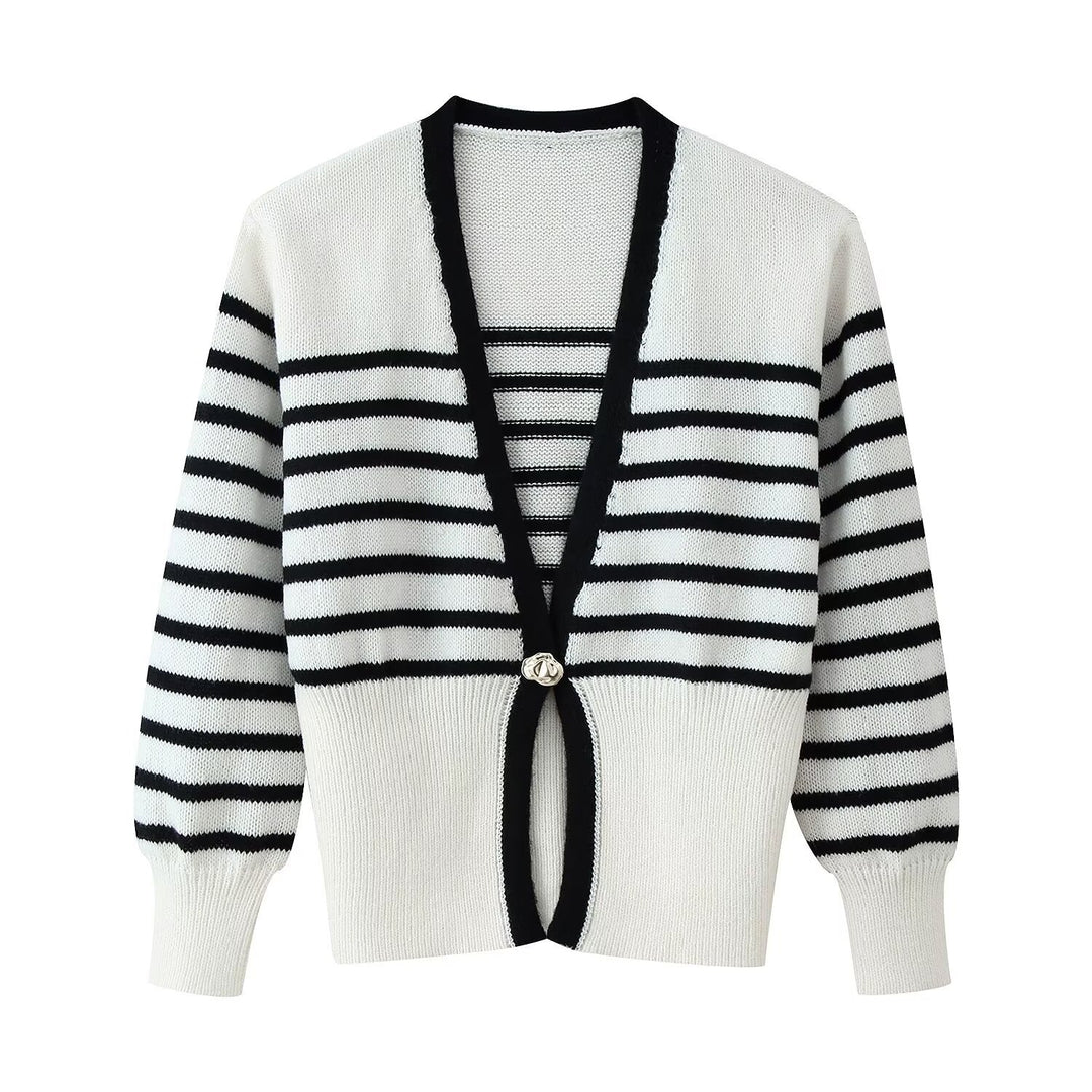 Women Short V-Neck Cardigan with Balloon Sleeves and Decorative Button Mune Fashion
