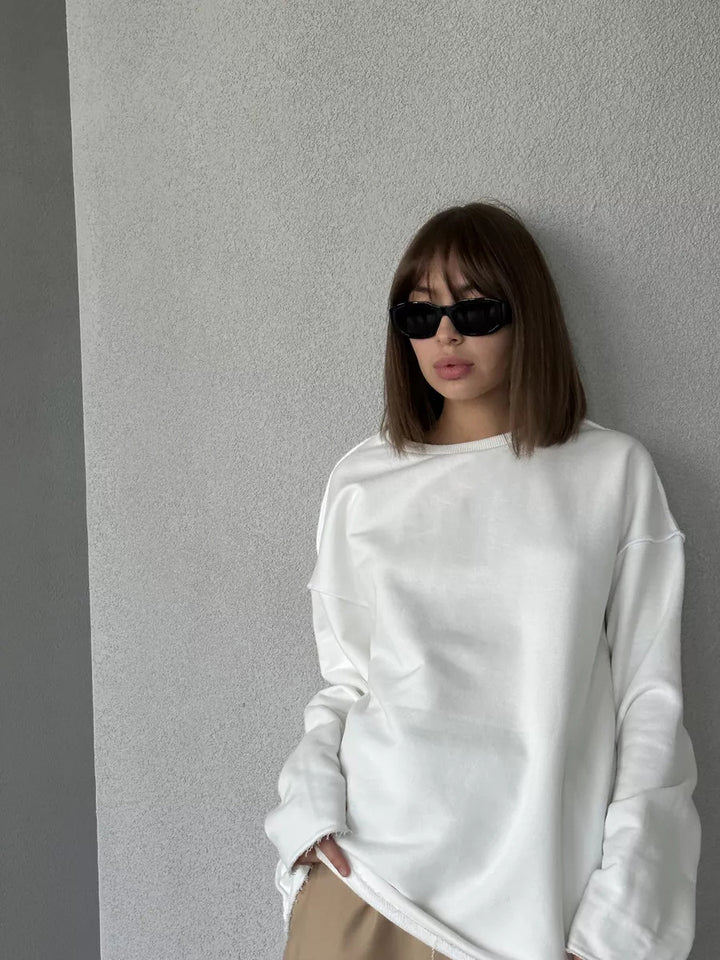 Women Oversize Sweatshirt with Raw Hem and Dropped Shoulders Mune Fashion