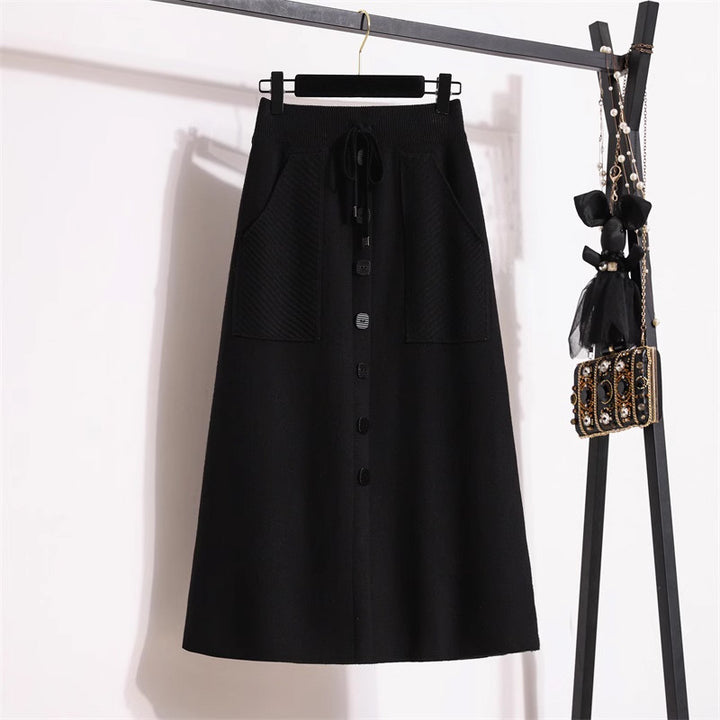 Ladies Elegant Midi Skirt with Practical Pockets and Button Details Mune Fashion