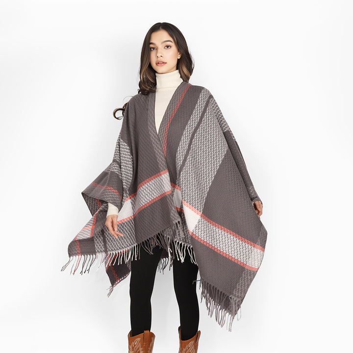 Women's Oversize Cape Poncho made of Wool Blend with Checkered Pattern and Fringe Hem Mune Fashion