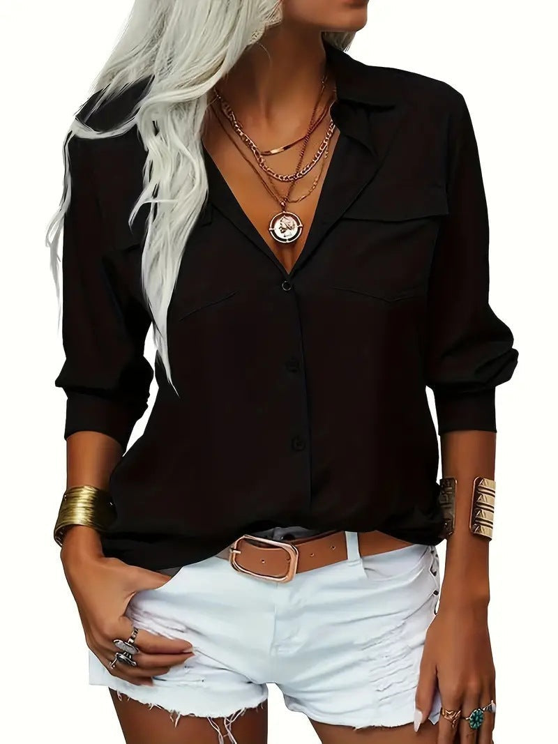Ladies Silk Blouse with A Casual Cut and Pockets Mune