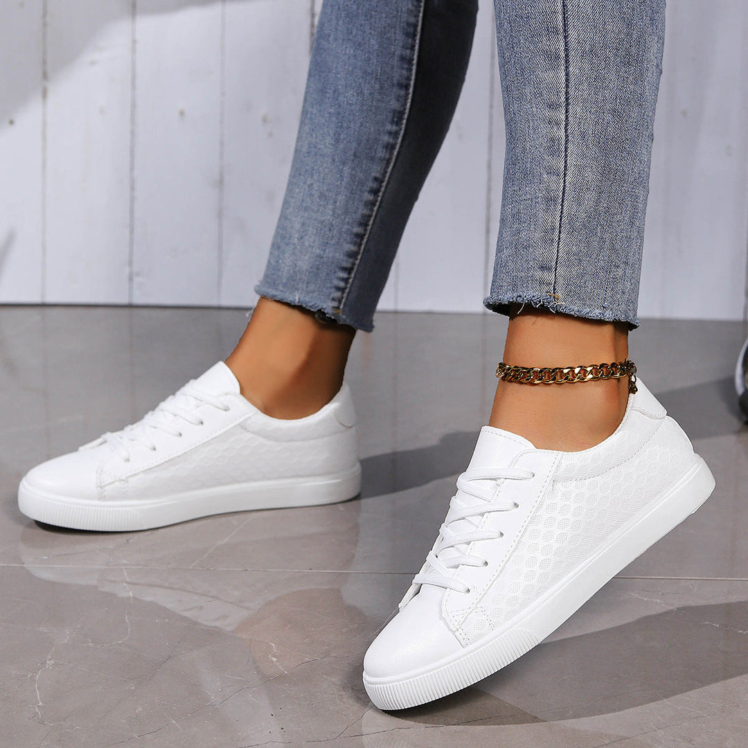 Women's breathable sneakers with structured surface finish Mune Fashion