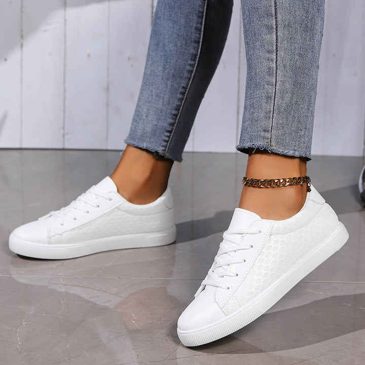 Women's breathable sneakers with structured surface finish Mune Fashion