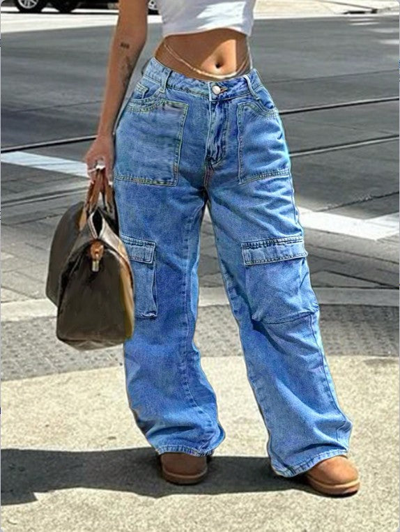 Women's cargo jeans in a wide baggy cut with a high waist and utility pockets Mune Fashion
