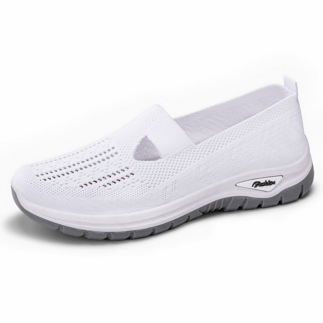 Ladies knitted slip-on sneakers with breathable upper material and shock-absorbing profile sole Mune Fashion