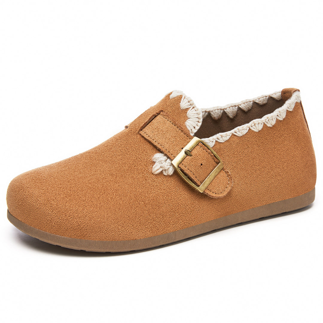 Women's cozy moccasin slippers with adjustable buckle strap and crocheted edge decoration Mune Fashion