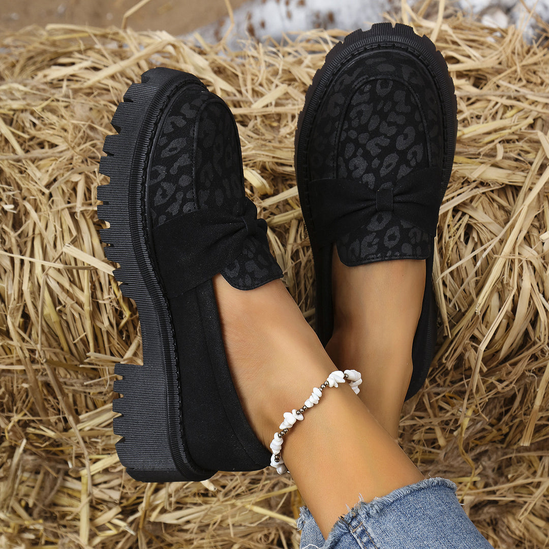 Women's Chunky Loafer with Decorative Knot Bow and Leopard Tip Mune Fashion