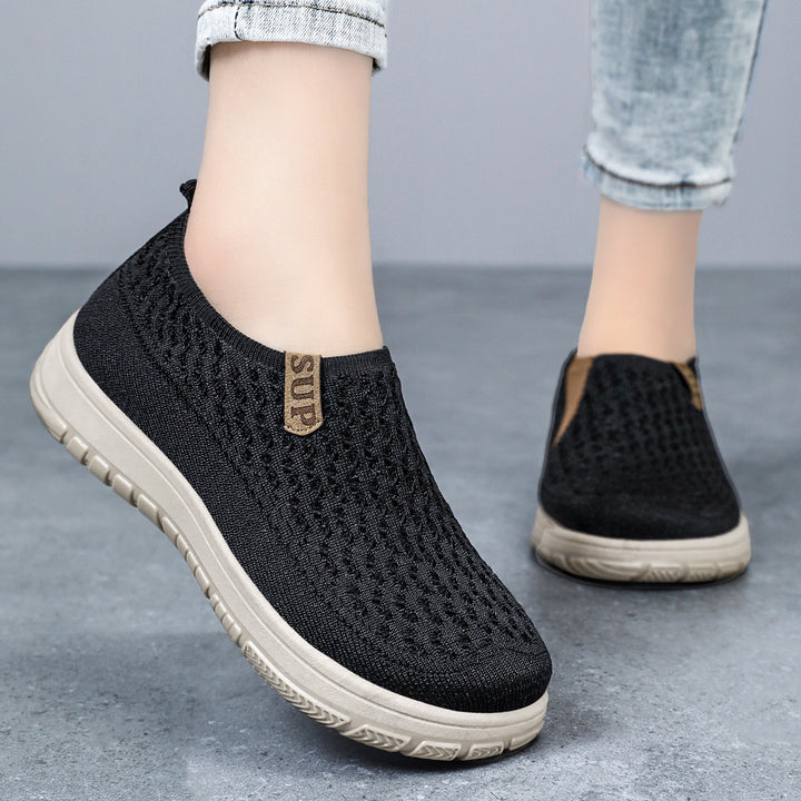 Women's knitted comfort slip-on sneaker with sock-like shaft, breathable 3D structure and cushioning EVA sole Mune Fashion
