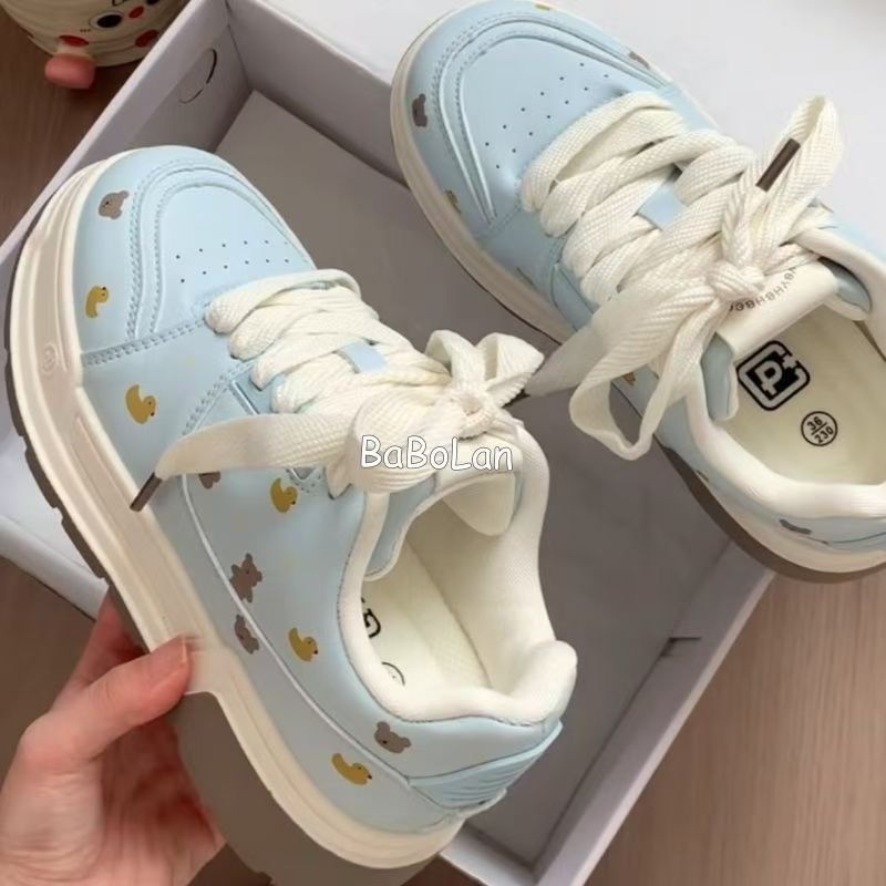 Women's sneakers with animal motifs and comfortable cushioning Mune Fashion