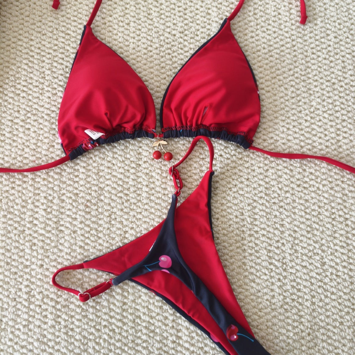 Women's bikini set with cheerful cherry pattern and adjustable spaghetti straps Mune Fashion