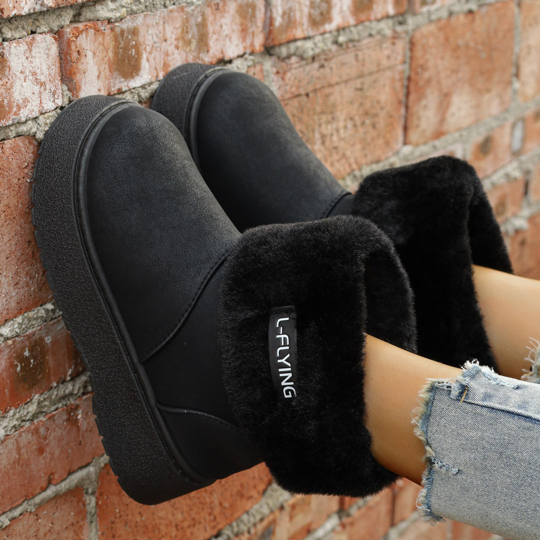 Women’s Warm Short Boots with Cozy Fur Cuff and Light Platform Sole Mune Fashion