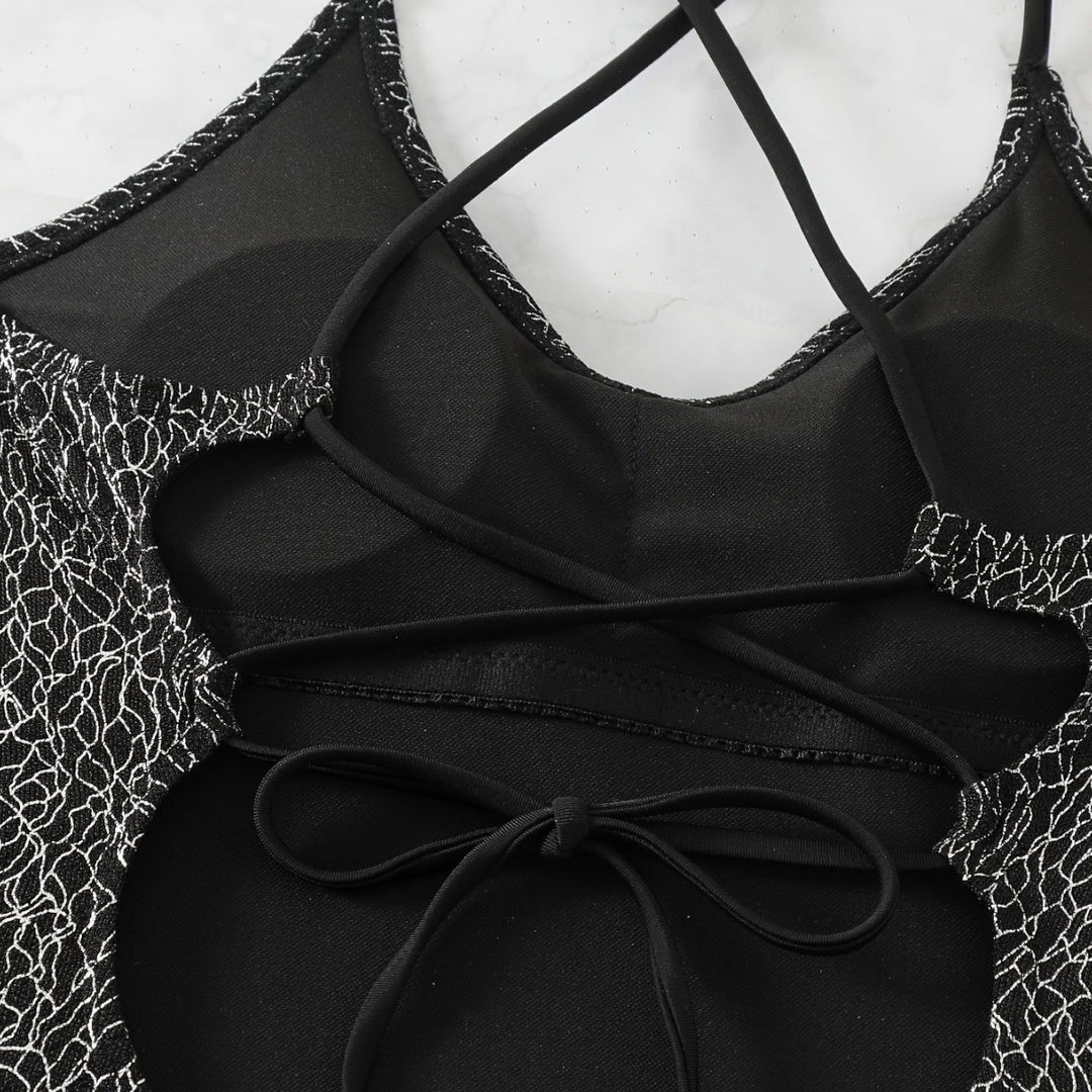 Women's One-Piece Swimsuit with Sophisticated Cross-Strap Design Mune Fashion