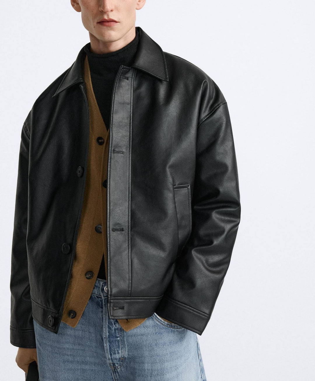 Men's Short Cut Leather Jacket with Classic Collar Mune Fashion